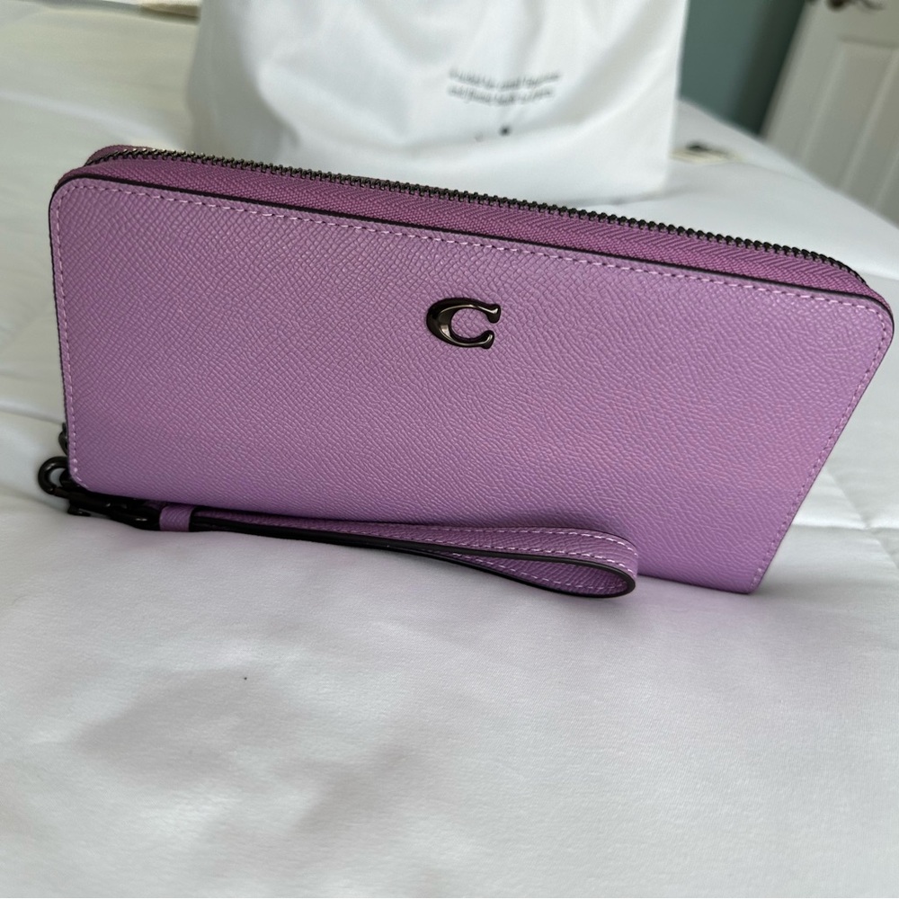 Coach Continental wallet
